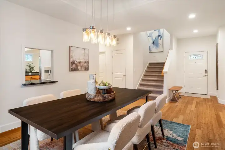 formal dining or living room - you choose