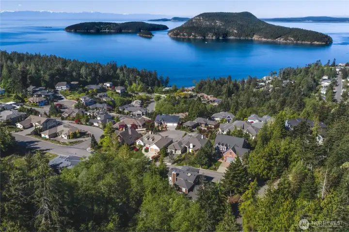 Marine Heights neighborhood is walking distance to Anacortes Community Forestland Trails