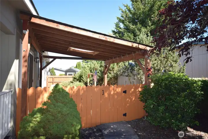 side yard