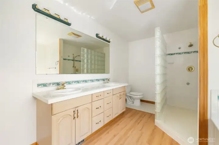 Primary bath walk in shower.