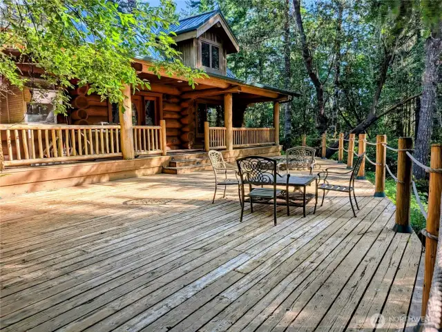 Huge deck above the pond.