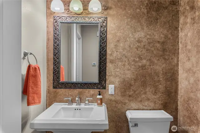 1/2 Bath