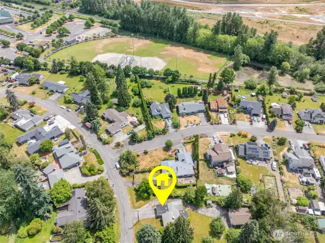 Home is just a couple of blocks from jr high school, Dacca sports complex, Dacca Barn and Fife Historical Museum.