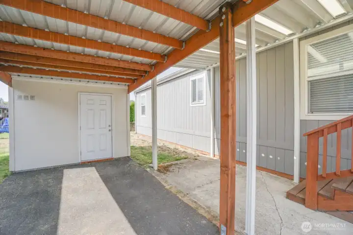 CARPORT  STORAGE