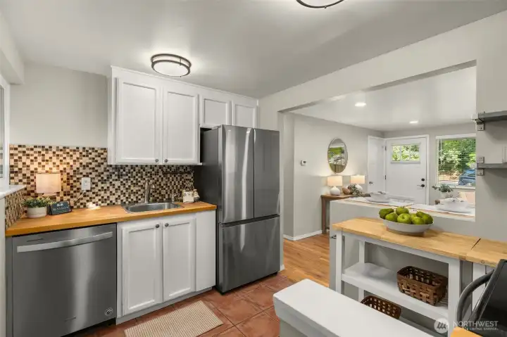 123 MLK Front house Kitchen