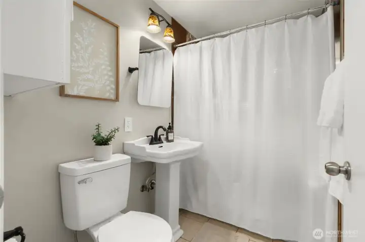 123 MLK Front house Full Bathroom