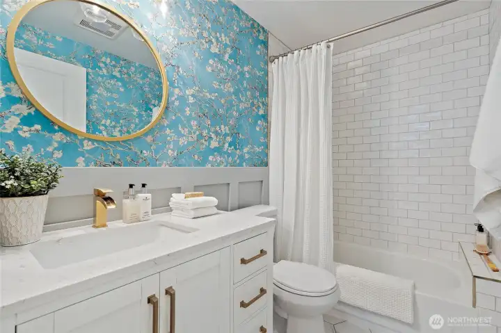 Updated full bath main level