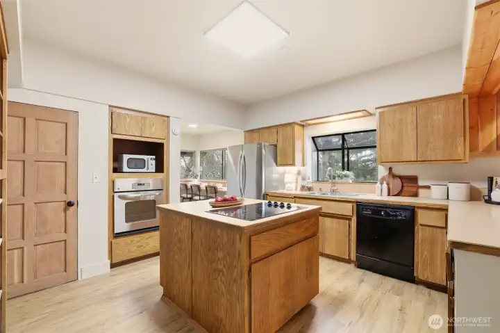 Functional layout with multiple eating areas.