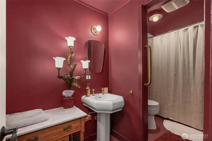 Full bathroom adjacent to the main level bedroom