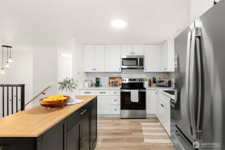 Flows easily from space to space