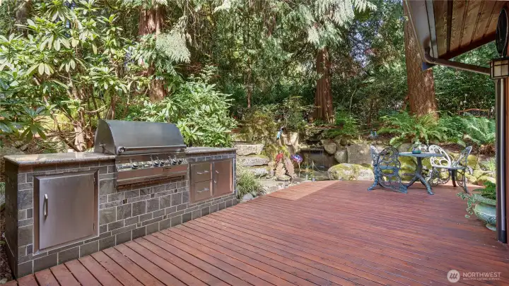 This FlameKing barbecue has been beautifully integrated into a steel-framed outdoor kitchen, lovingly tiled by the owners and finished with a granite countertop. It’s a standout feature, crafted with care and built for years of memorable outdoor gatherings.