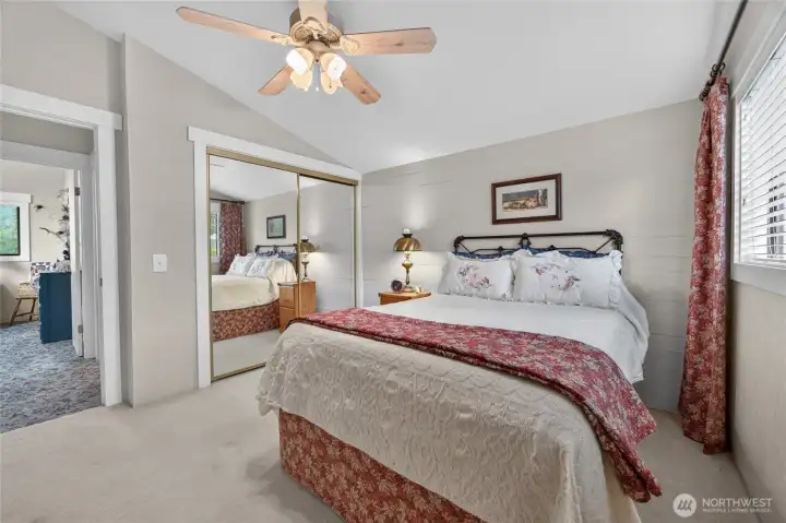 2nd floor bedroom