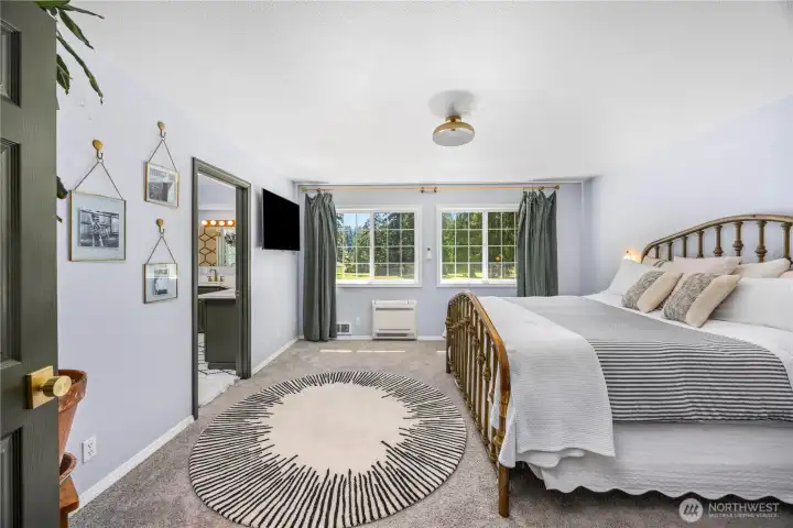 Primary suite