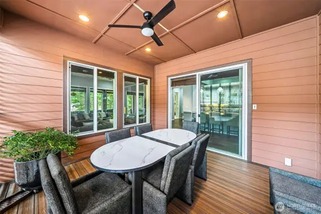 Another view of the covered/ enclosed side deck.