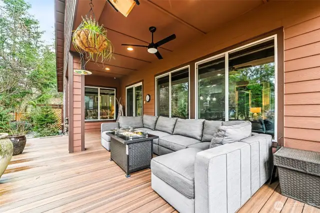 Another view of the back deck