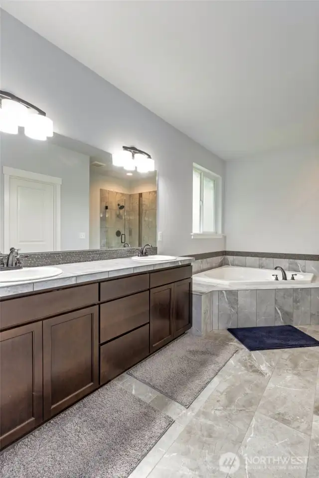 5-Piece Primary Bath