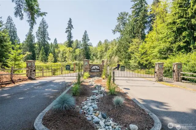 One of the two gate systems at Trophy Ponds