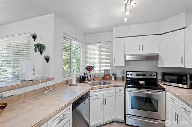 Ample counter space