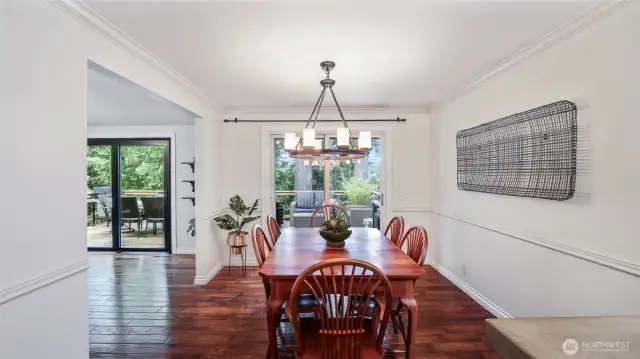 Dining room with crown molding details