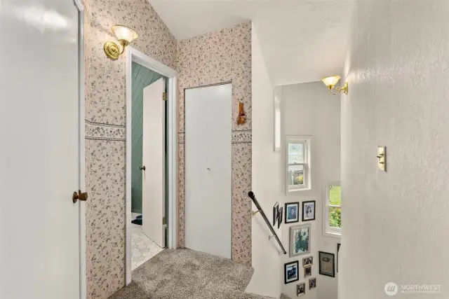 upstairs Hall way