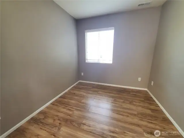 Bonus room on the main floor. Can be used as an office or guest room. Or potential 5th bedroom!