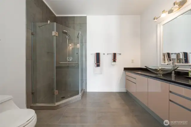 Ensuite shower