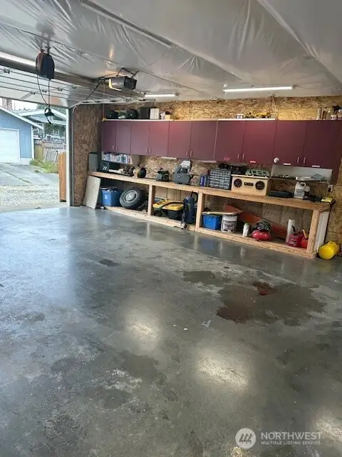 Insulated garage
