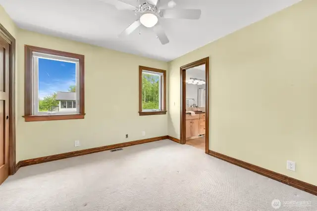 Upper full bathroom