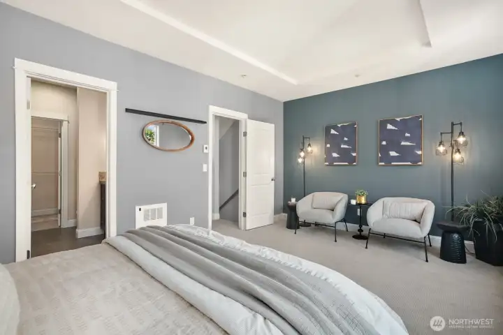 Extra large primary suite