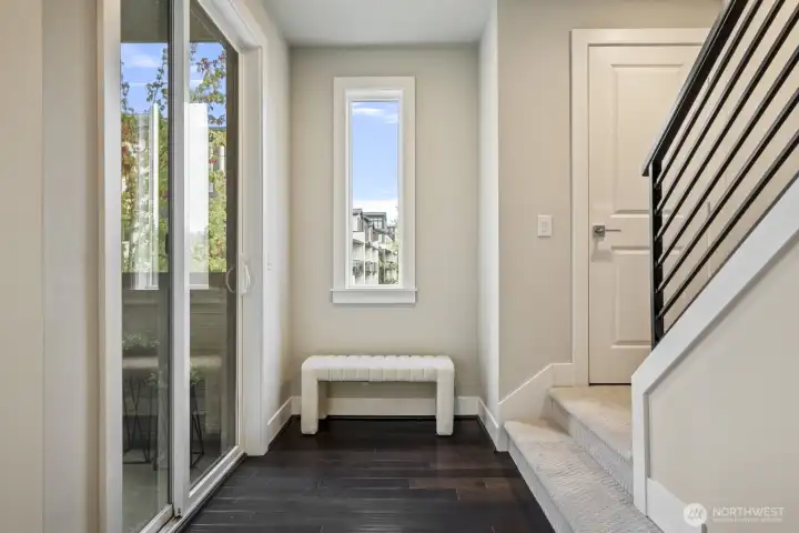 This nook could be an office area! Let's head on up to the 3rd floor