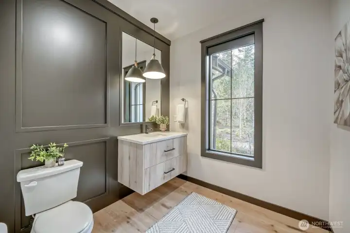 Elegantly designed downstairs 1/2 Bathroom