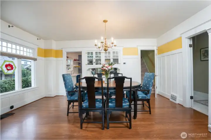 Beautiful formal dining room with built-ins