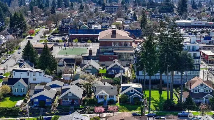 Washington Elementary School & Proctor District right out the back door!