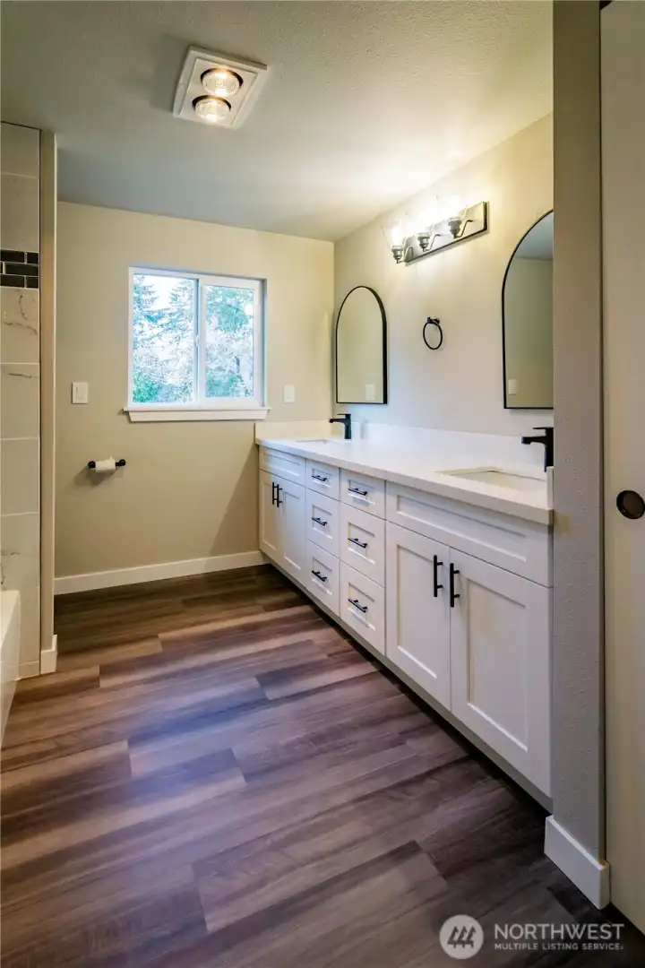 NICE BIG DUAL VANITY IN PRIMARY