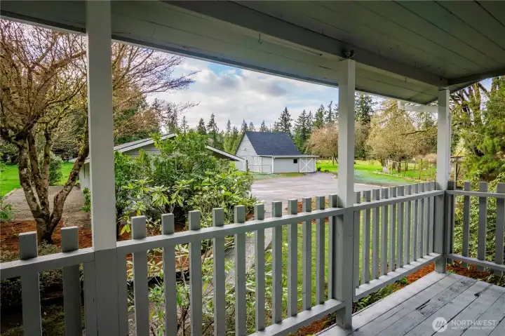 JUST LOVE THIS VIEW....KEEP AN EYE ON THE LIVESTOCK