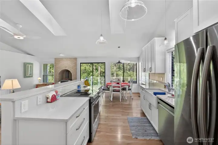 So much natural light.