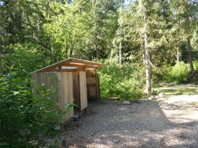 (Two) lean-to structures on site.