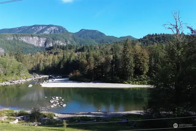 Community runs adjacent to Skykomish river (below the falls) for great kayaking or rafting.