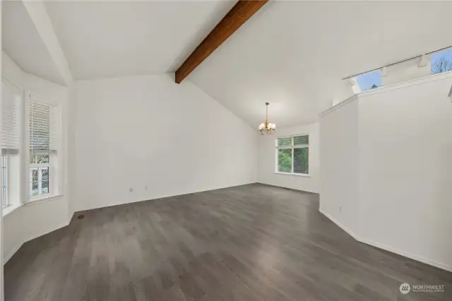 Vaulted ceiling in the open living area