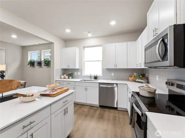 Stainless Steel Appliances? YES! Pictures are for representational purposes only, colors and features may vary.