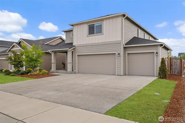 19731 135th Ave E Graham, WA 98338, virtual grass to give vision.