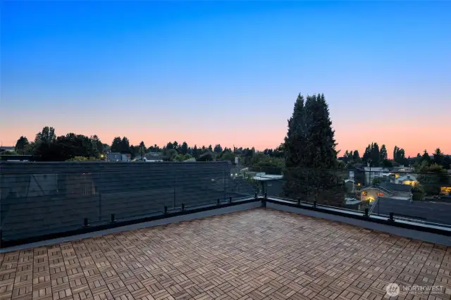 A private deck and patio oasis perfect for morning coffee or sunset unwinding.