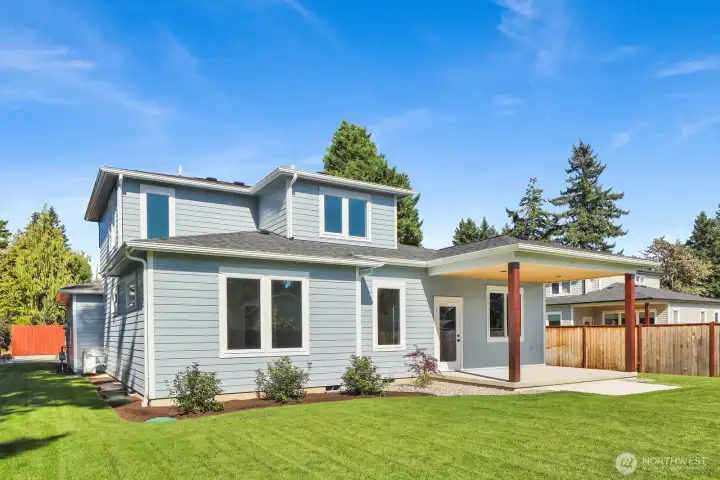 Dream back yard! So much space for your lifestyle!