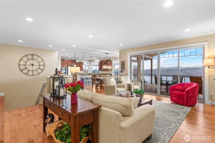 Let's take one last look at that incredible view wall before heading downstairs.