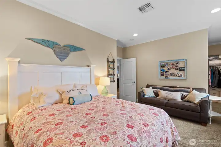 Guest bedrooms 1 & 2 are on the east end of the lower level. This is bedroom 1 which is located next to a 3/4 bath.