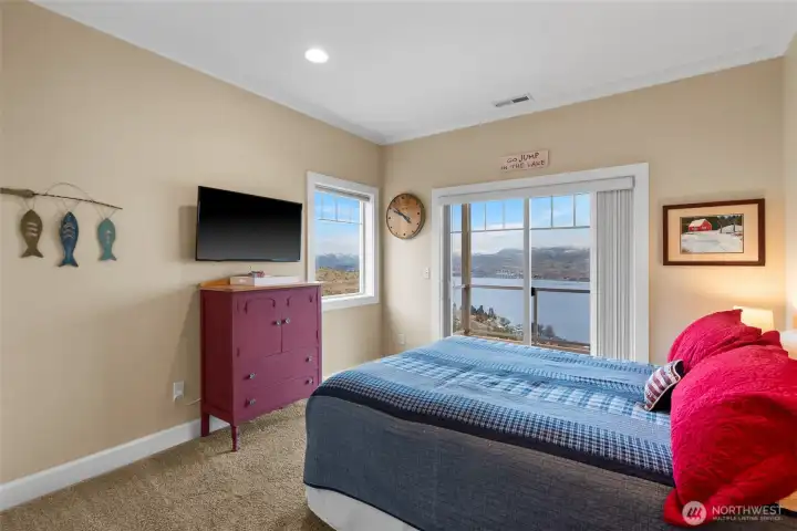 With views like this, who wouldn't love guest bedroom 4!