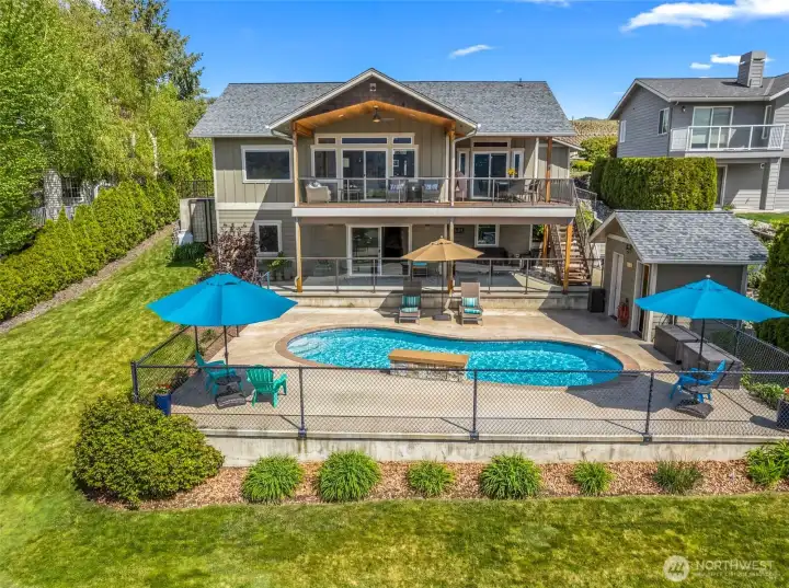 Large lot with sprinkler system