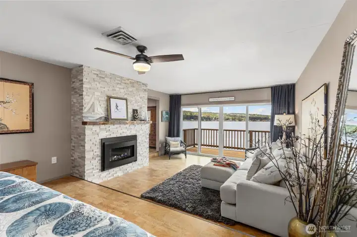 Upstairs Primary Suite