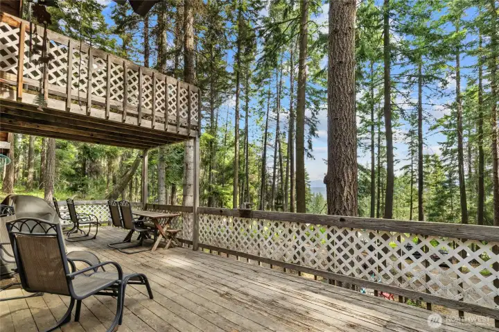 Peaceful setting year round.