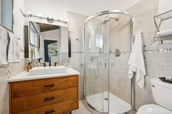 Primary bath is beautiful and fully remodeled!